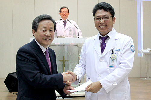 동신교회 발전기금 후원