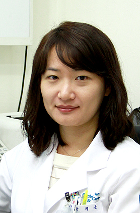 박지윤교수