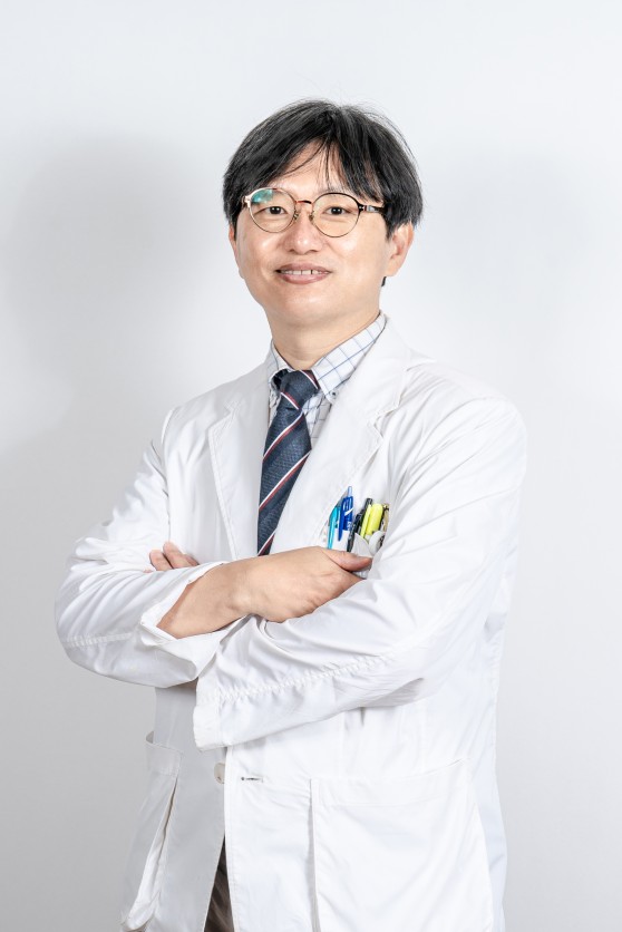 정금모 과장