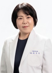 김수민