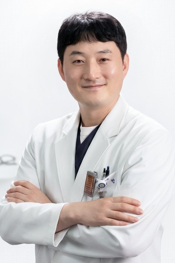 강동민 과장