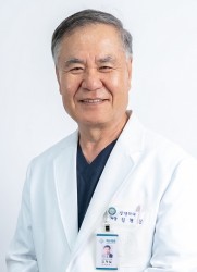 김형일