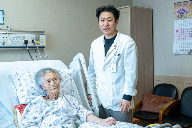 예수병원, 112세 초고령환자 대퇴부 전자간부 골절수술 성공